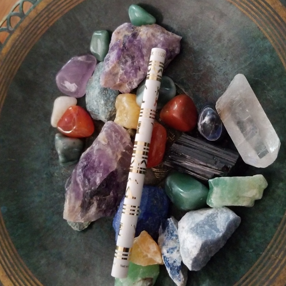 Winku Lux eyebrow pencil